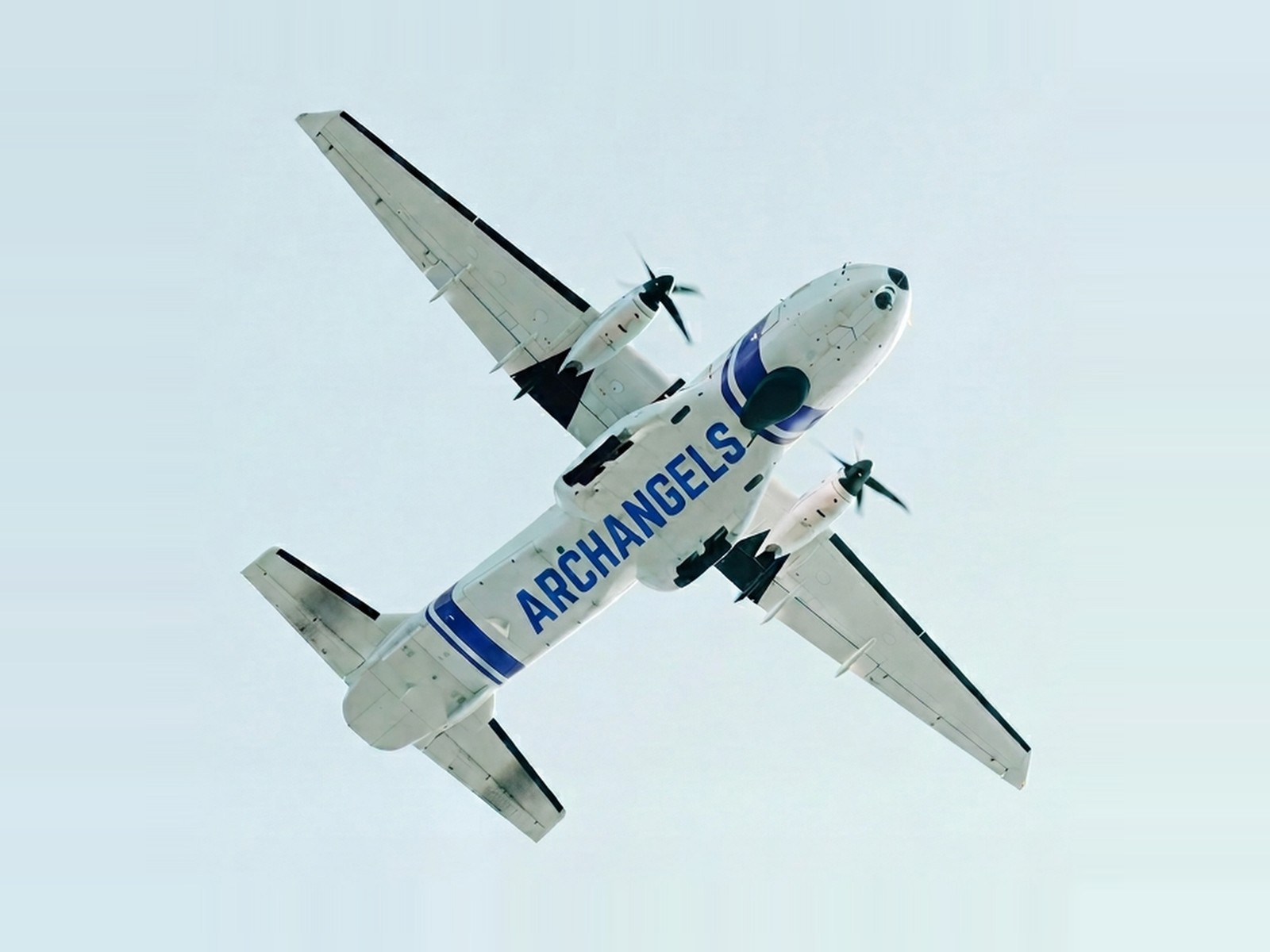 Archangels turboprop in flight